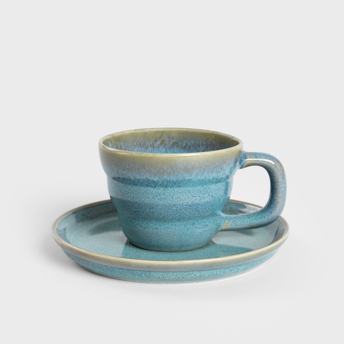 Зелената чаша с чиния HOMLA CHERYL 200 мл. за кафе и чай, стилен дизайн

2.