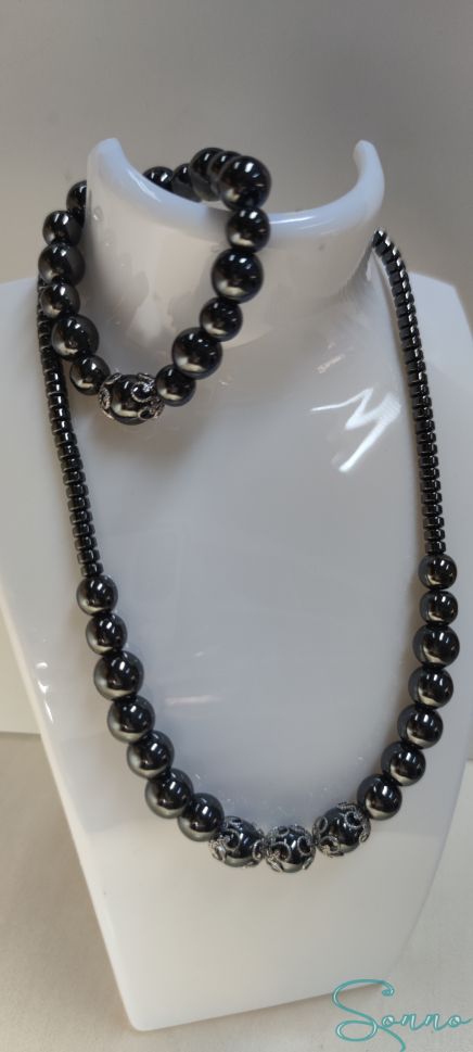 К-Т ХЕМАТИТ И ГРИВНА ХЕМАТИТ  от Sonno — продуктова снимка