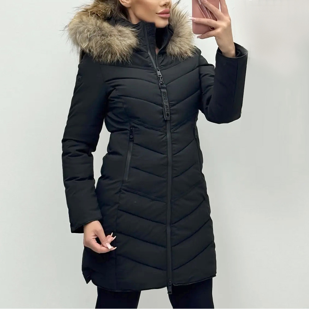 Дълго зимно яке, естествен косъм на качулката, цвят черен, Ft8622 от Moda Piu Anna — продуктова снимка