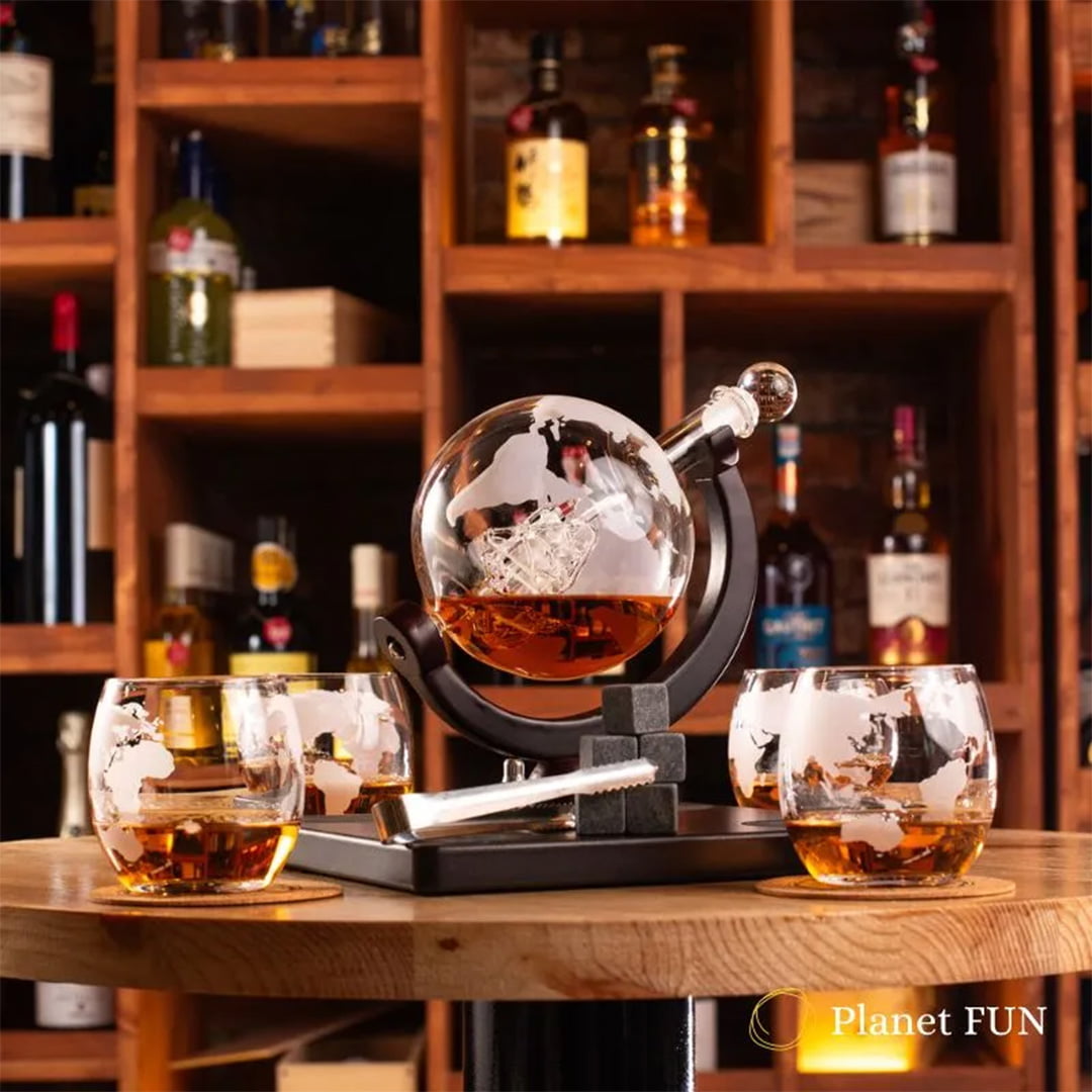 Стъклен Декантер с 4 Чаши Глобус — снимка на продукта от Dreboliikicom