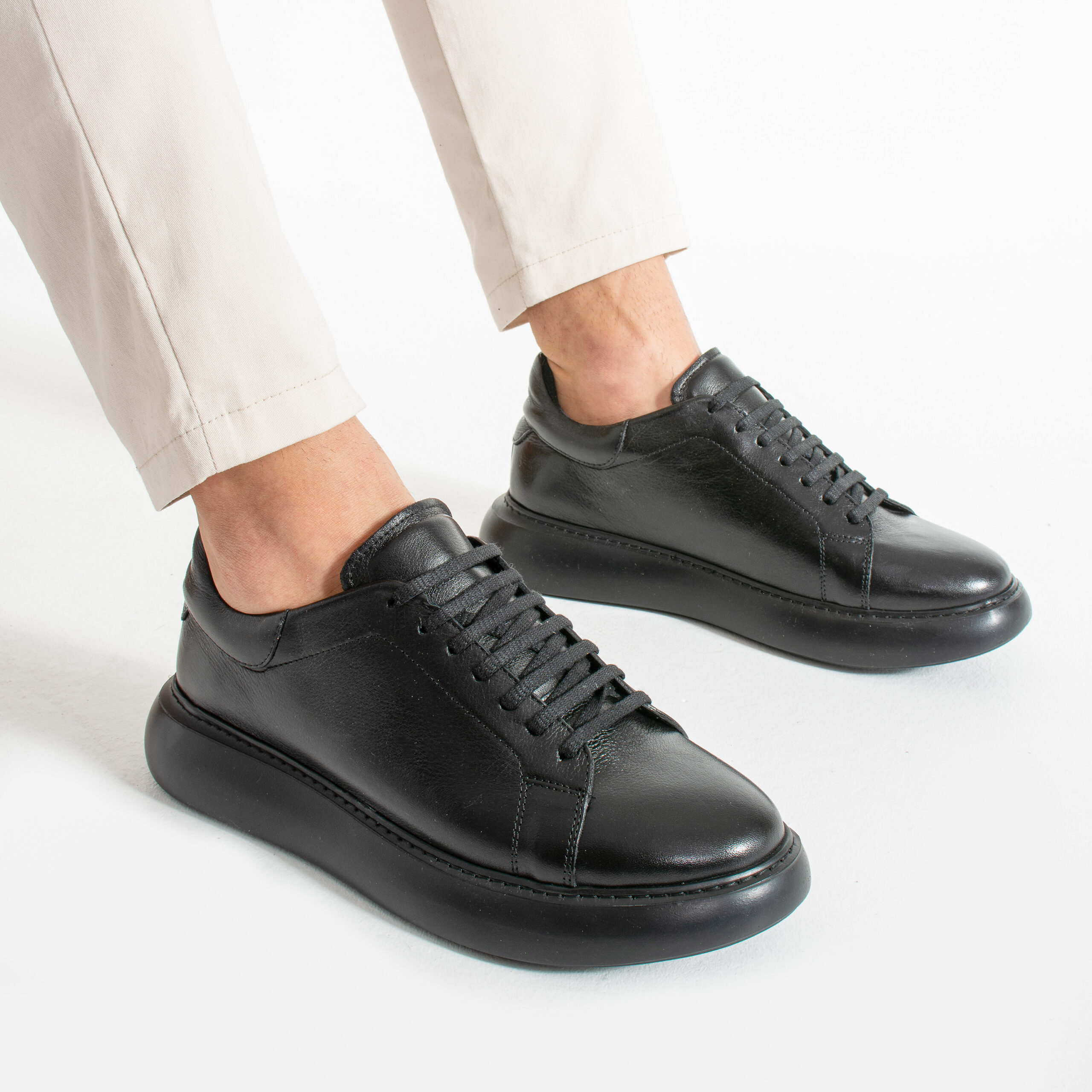 Снимка на Мъжки черни кецове от естествена кожа, ARMADA, цена 71.07 лв