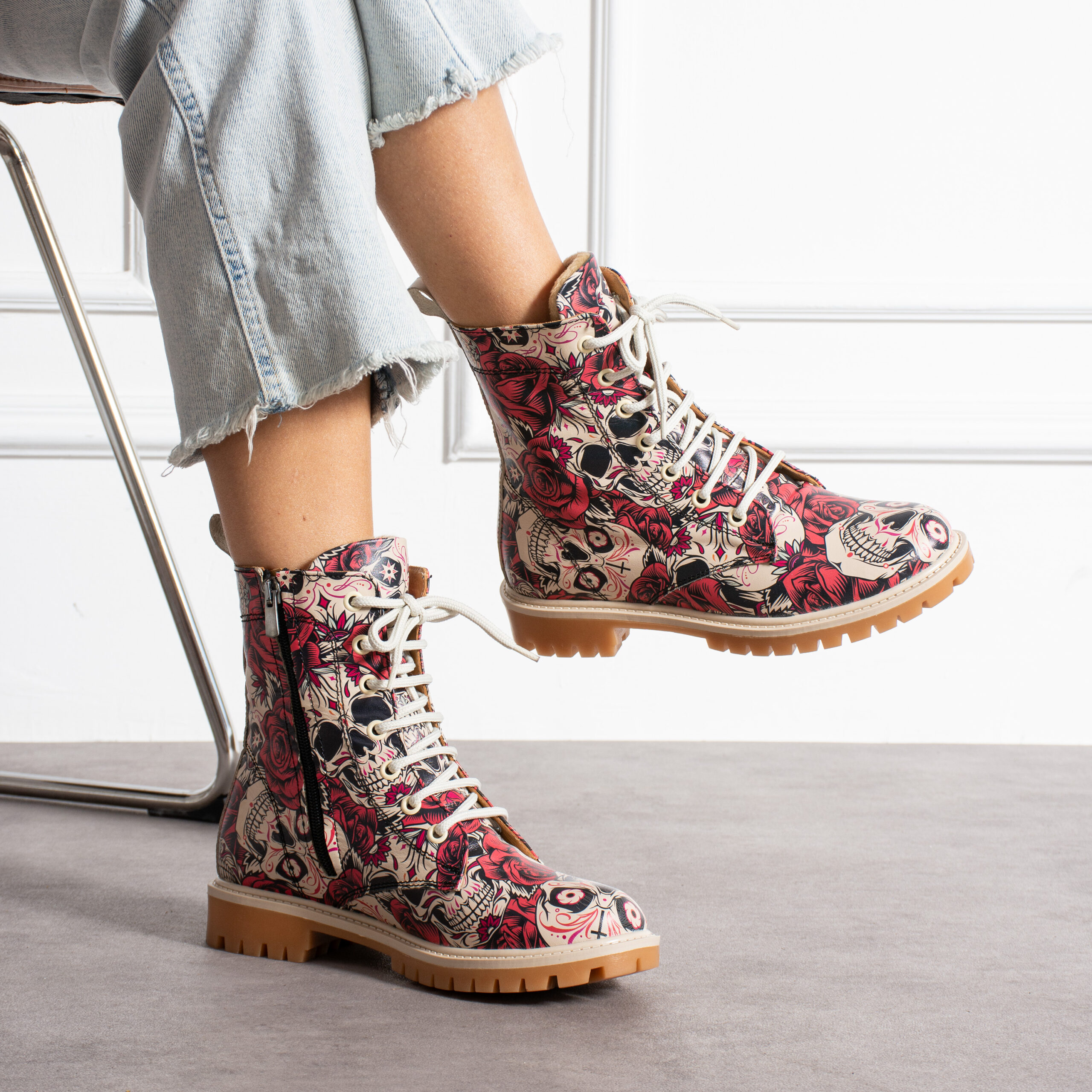 Модерни дамски цветни боти от естествена кожа — снимка на продукта от ARMADA