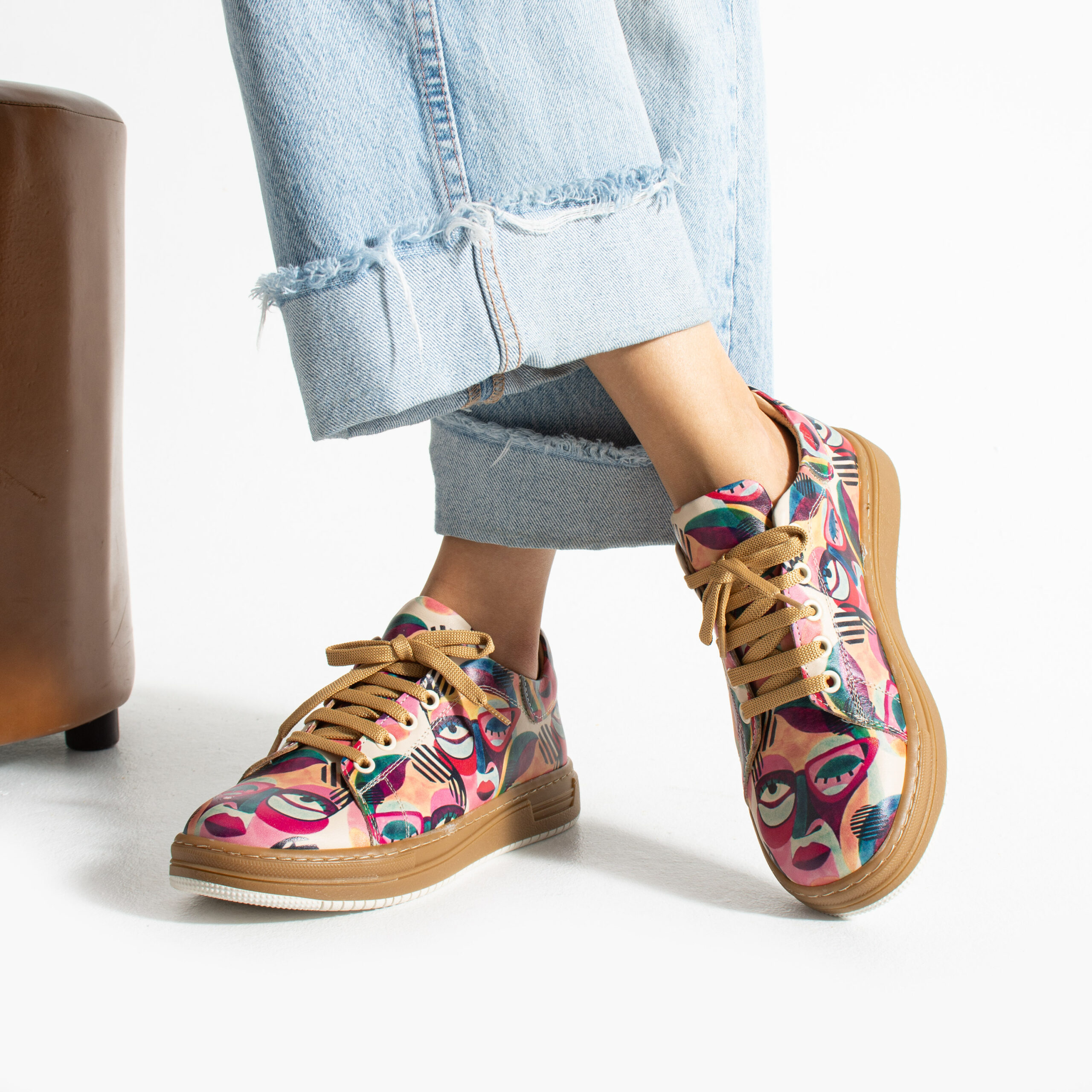 Снимка на Анатомични дамски кецове от естествена кожа, ARMADA, цена 76.18 лв