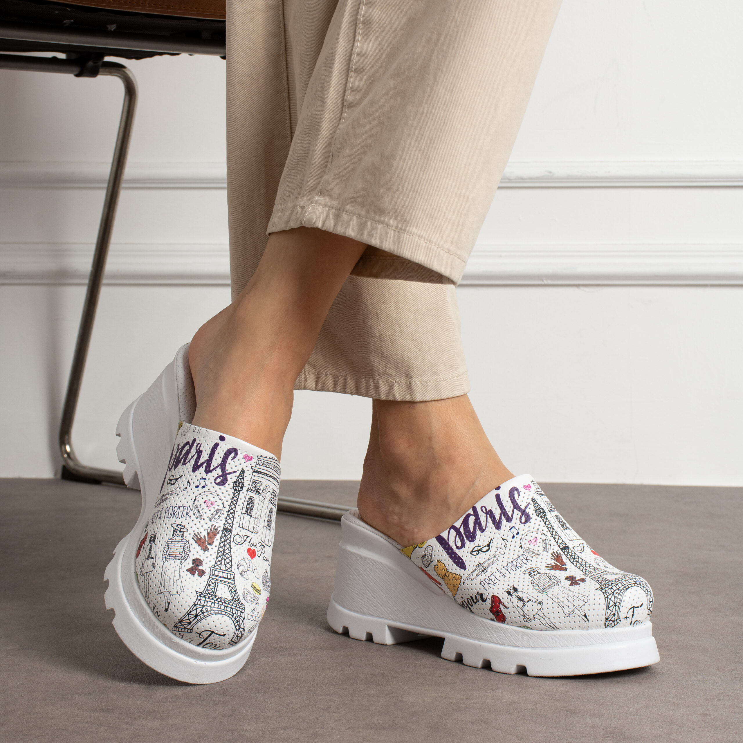 Дамско сабо на платформа от естествена кожа, стил и комфорт  

8