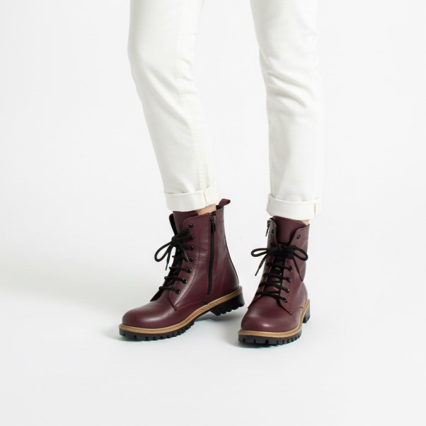 Дамски кубинки от естествена кожа с цип в цвят бордо ARMADA

20