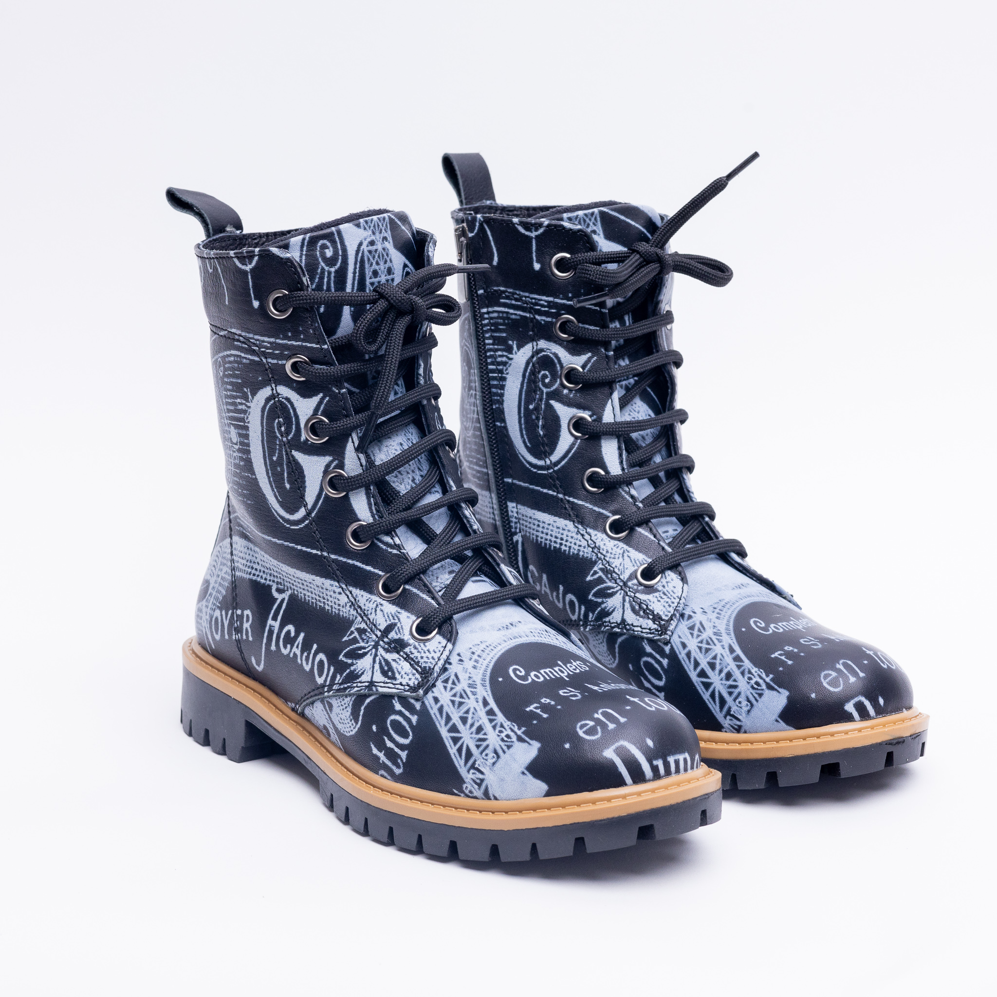 Черни дамски боти от естествена кожа с принт ARMADA

7