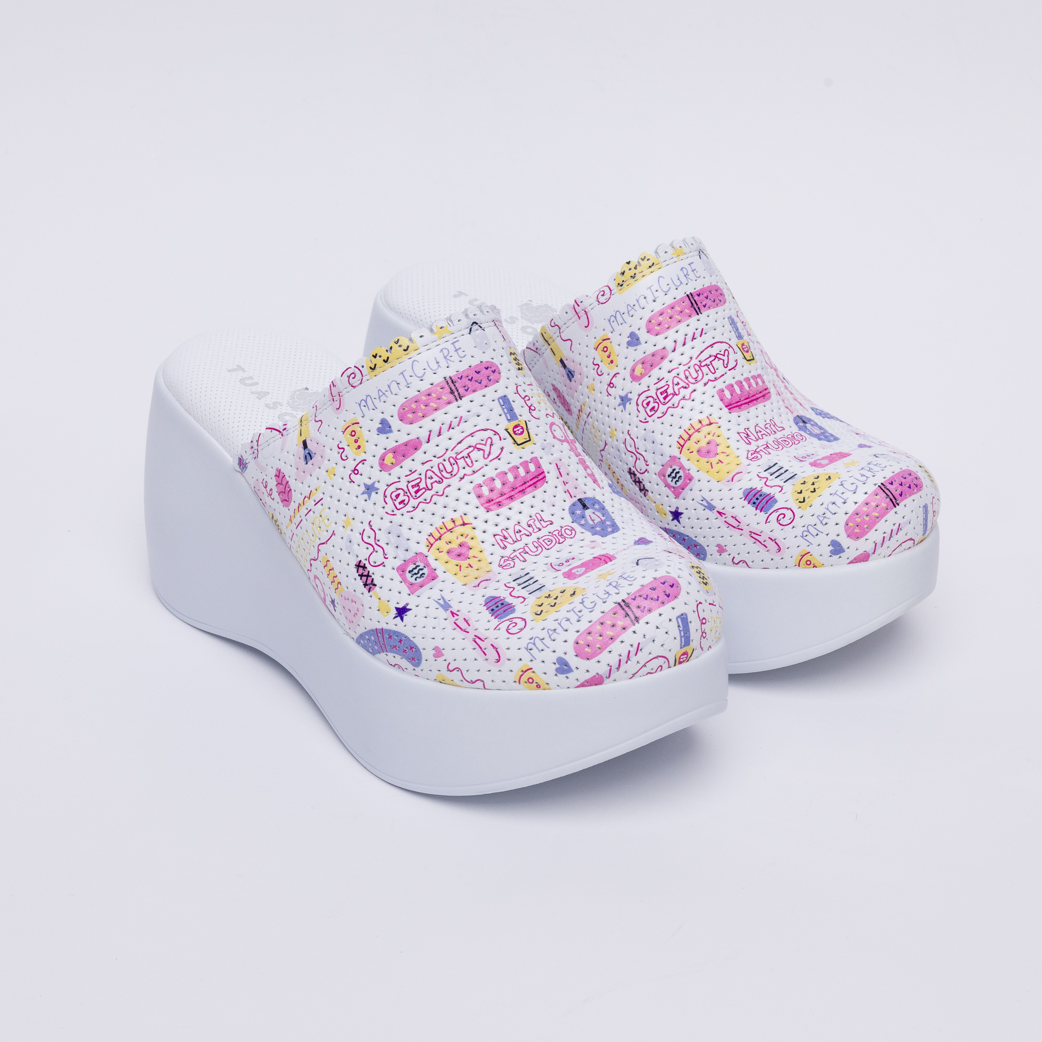 Работни дамски чехли на платформа, естествена кожа, комфорт и качество  

8