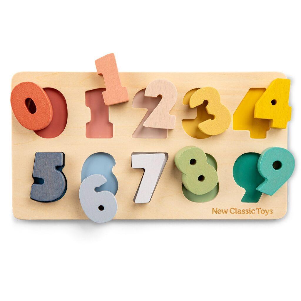 Дървен пъзел с цифри от 0 до 9 New Classic Toys — снимка