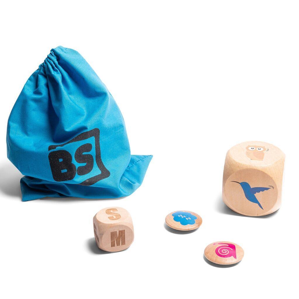 Забавна игра за деца - Имитирай птиците — снимка