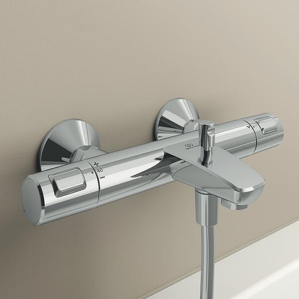 Стенен термостатен смесител Ceratherm T25 за баня от Ideal Standard

3