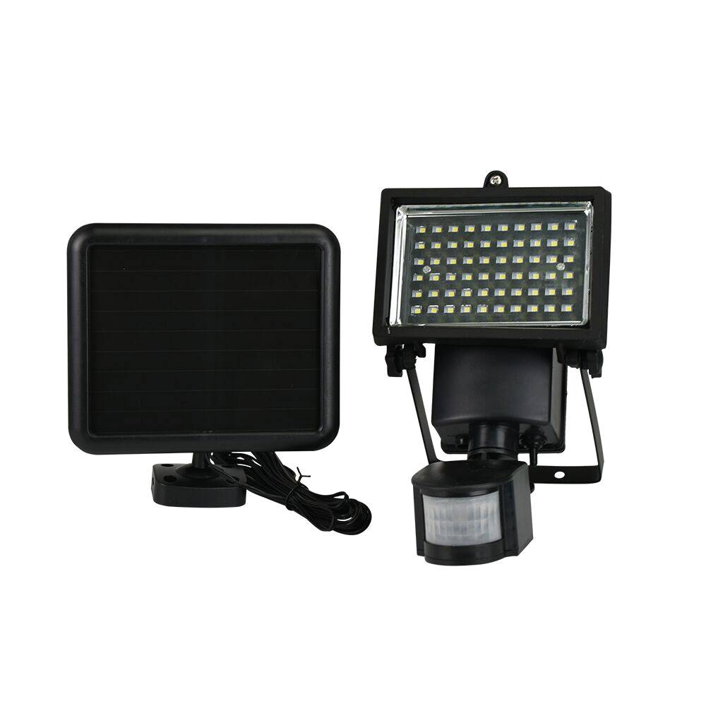 LED прожектор с датчик и соларен панел от Potrebno — продуктова снимка